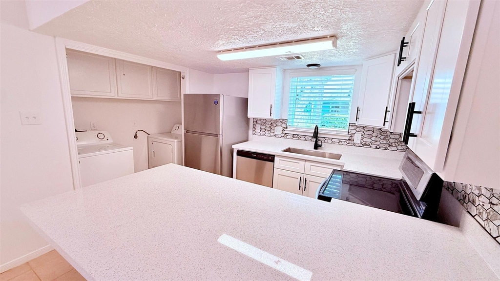 1927 Country Village Boulevard - Photo 8
