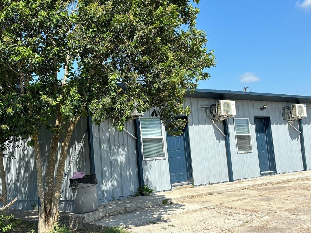 1627 W Fm-351 - Photo 2