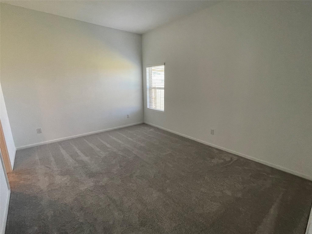 827 Rosewood Trail - Photo 6