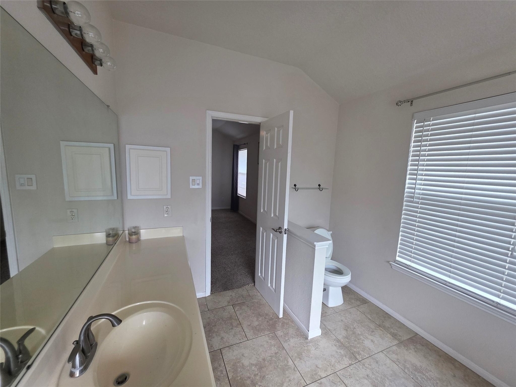 2715 Riverhollow Lane - Photo 30