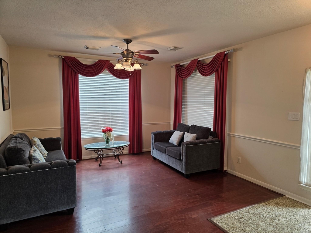 2715 Riverhollow Lane - Photo 6