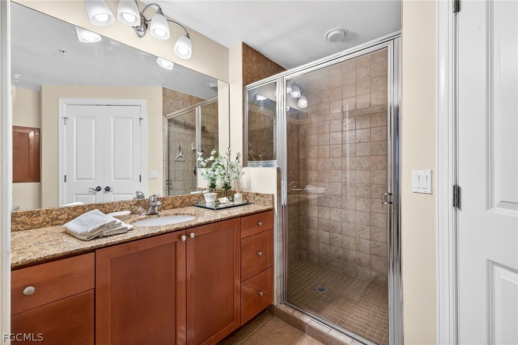 2825 Palm Beach Boulevard - Photo 18