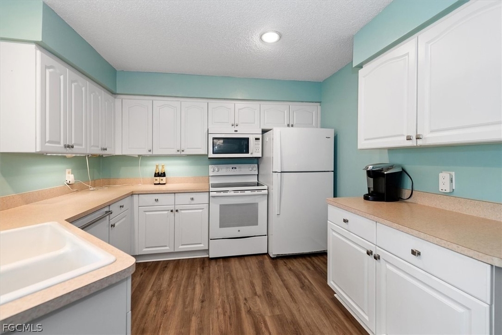 7400 College Parkway - Photo 8