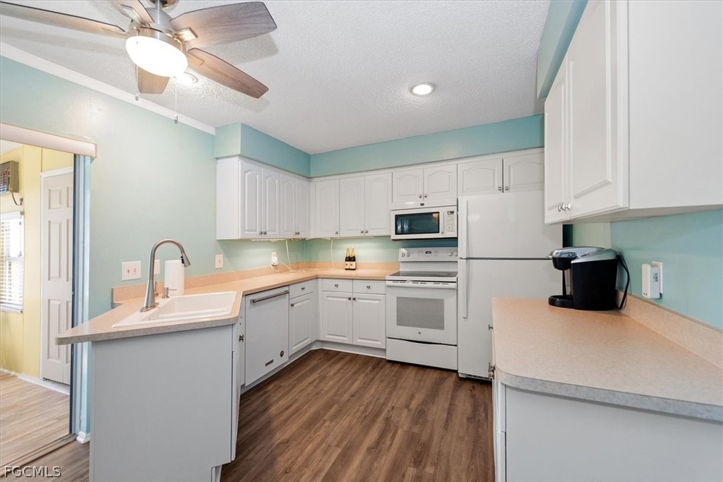 7400 College Parkway - Photo 6