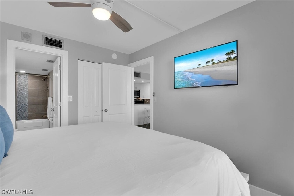 890 S Collier Boulevard - Photo 2