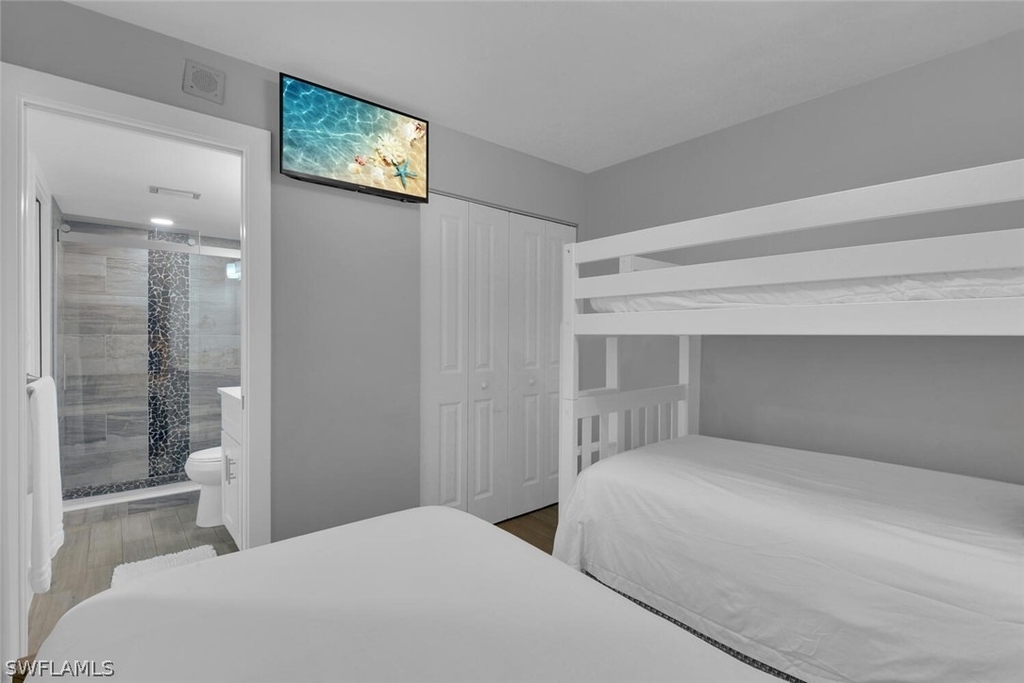 890 S Collier Boulevard - Photo 6