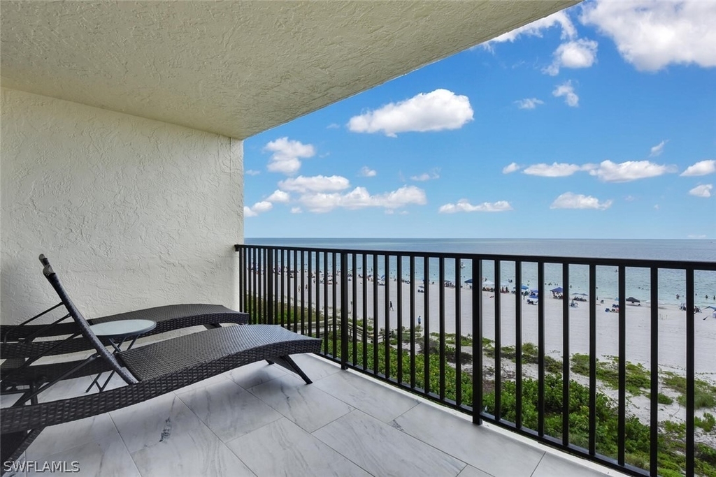 890 S Collier Boulevard - Photo 9