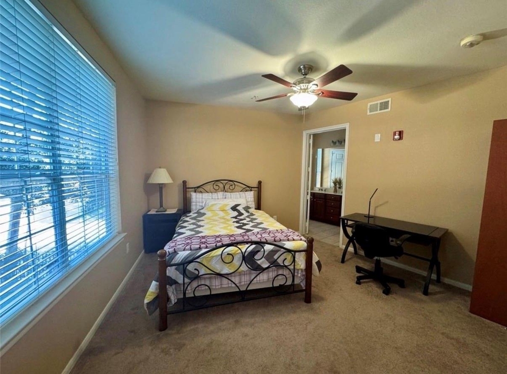 7575 Kirby Drive - Photo 9