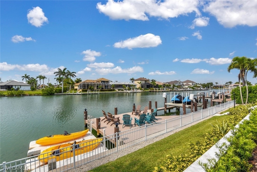 1236 Mariana Court - Photo 4