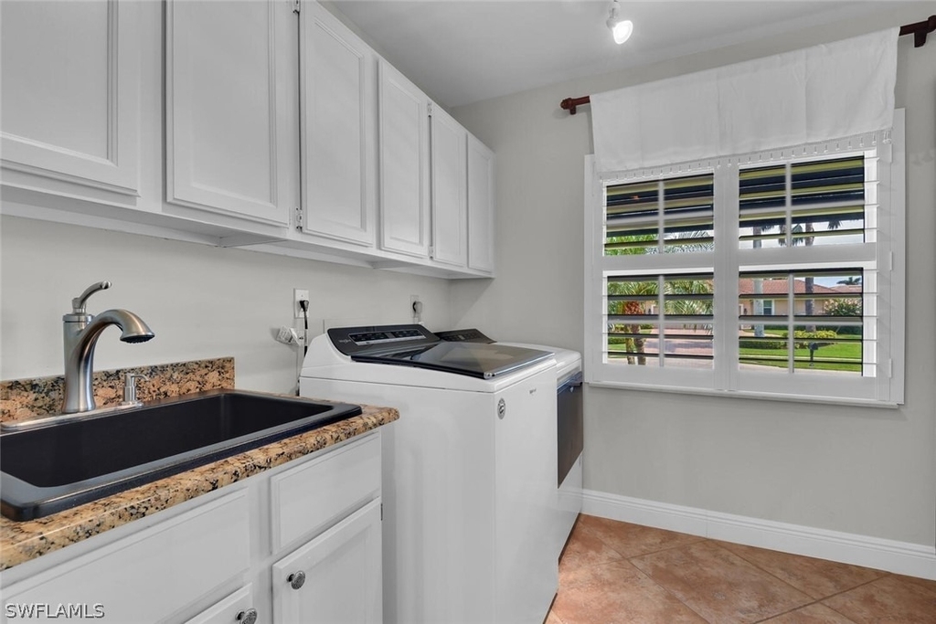 1236 Mariana Court - Photo 39