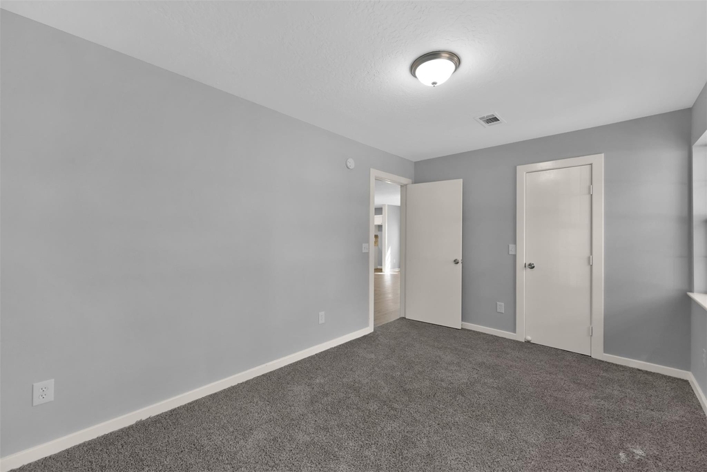 15876 Pecan Drive - Photo 11