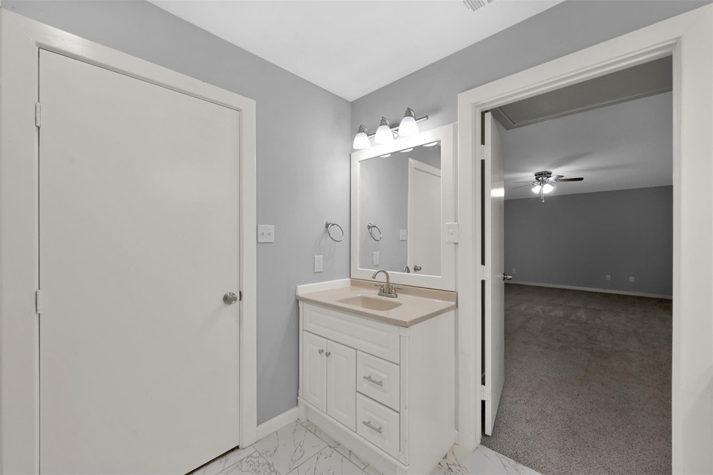 15876 Pecan Drive - Photo 9