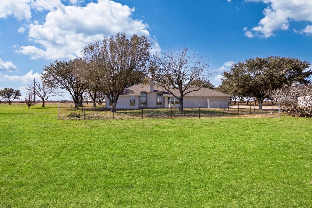 2445 Woods Road - Photo 23