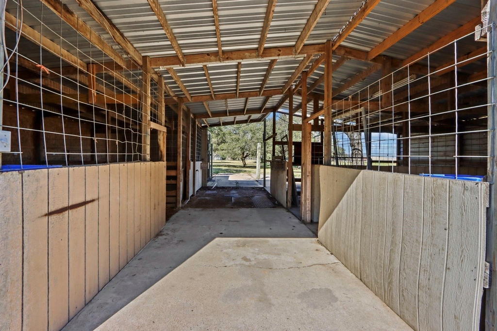 2445 Woods Road - Photo 27