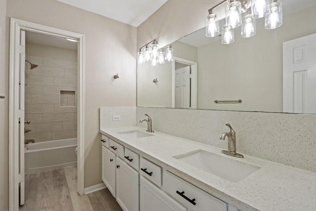 2445 Woods Road - Photo 17