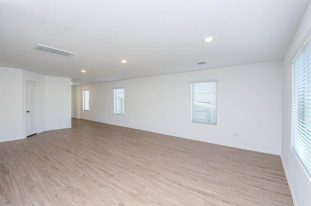 18987 Panzini Dr - Photo 6