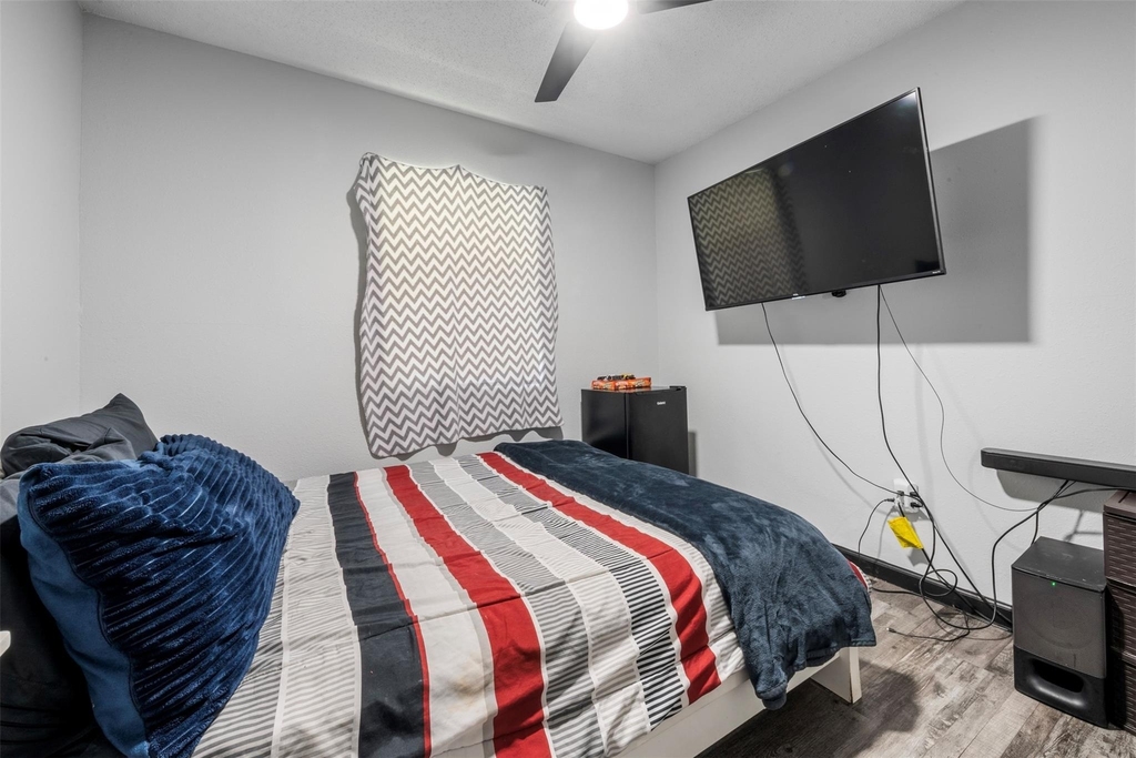 541 Trails End Drive - Photo 15