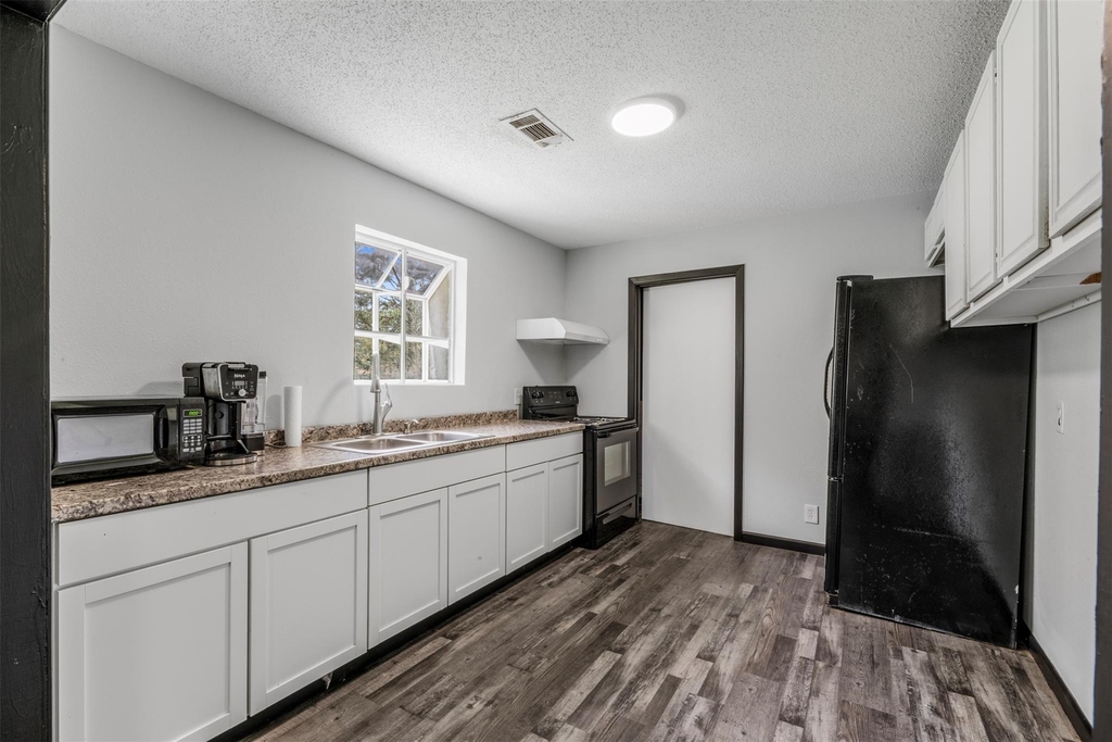 541 Trails End Drive - Photo 7