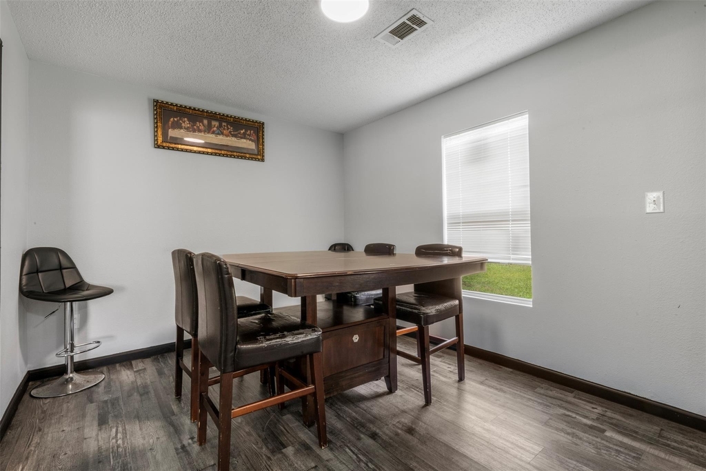 541 Trails End Drive - Photo 5