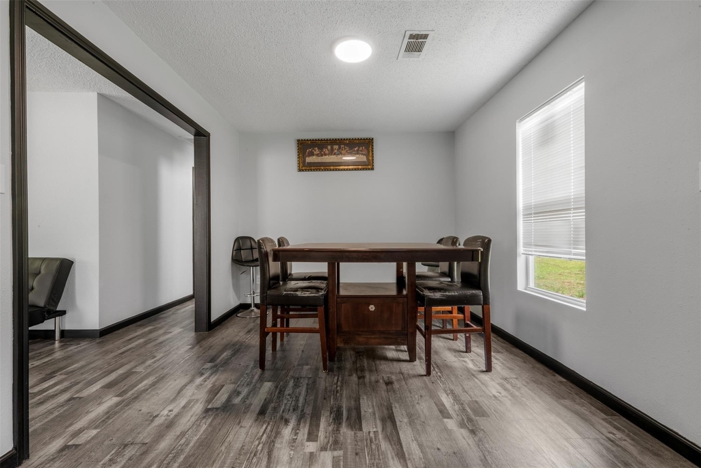 541 Trails End Drive - Photo 6