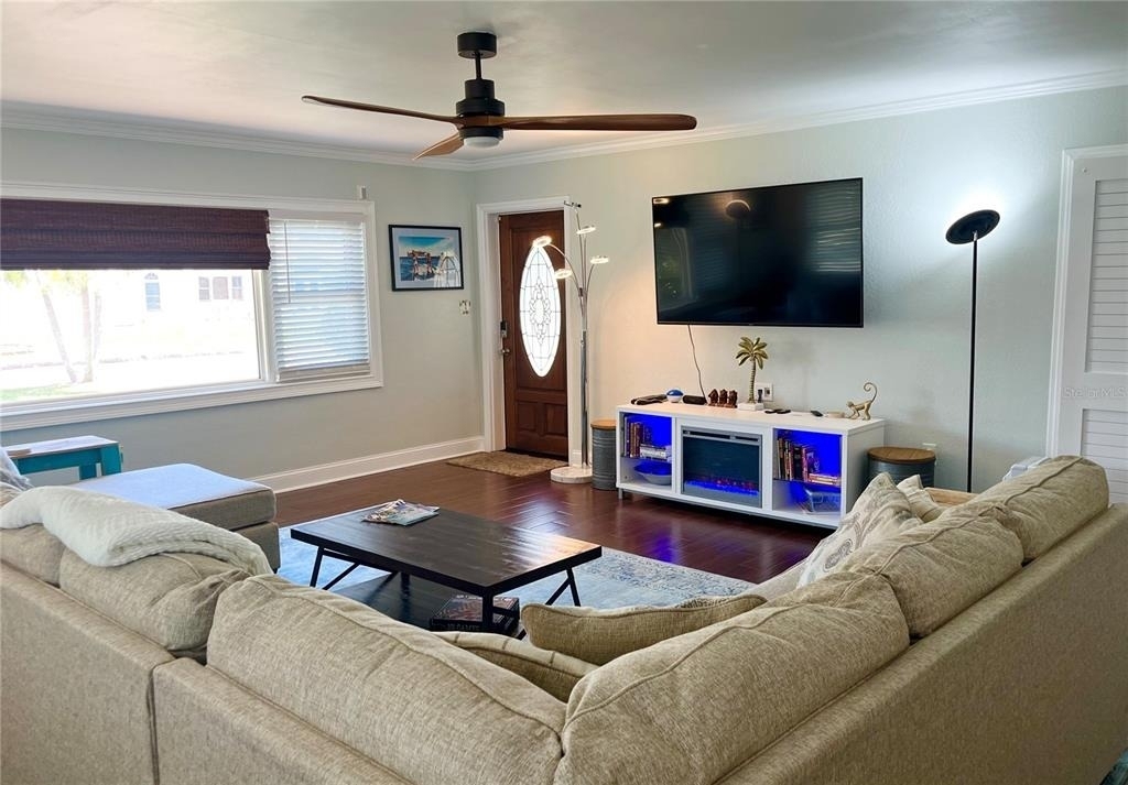 604 7th Avenue Sw - Photo 4