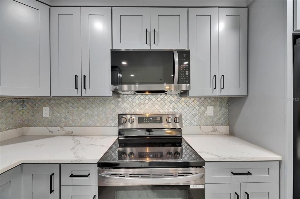1025 Apollo Beach Boulevard - Photo 7