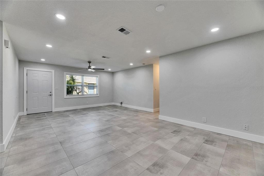 1025 Apollo Beach Boulevard - Photo 19