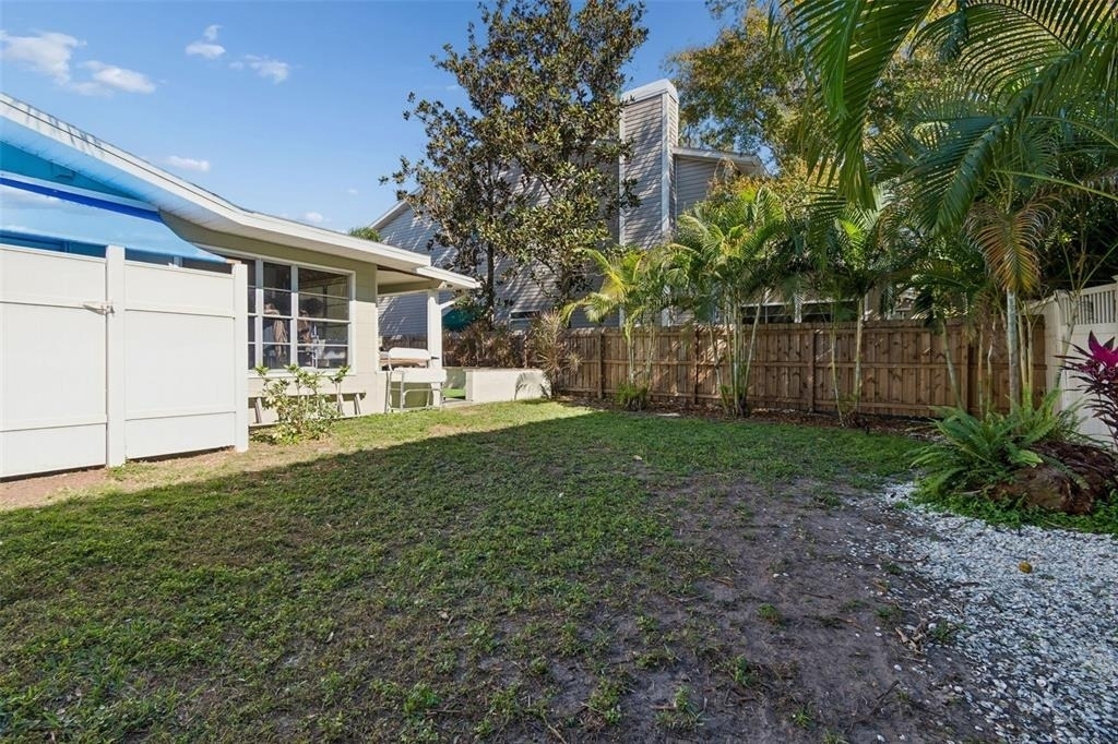2302 S Arrawana Avenue - Photo 55