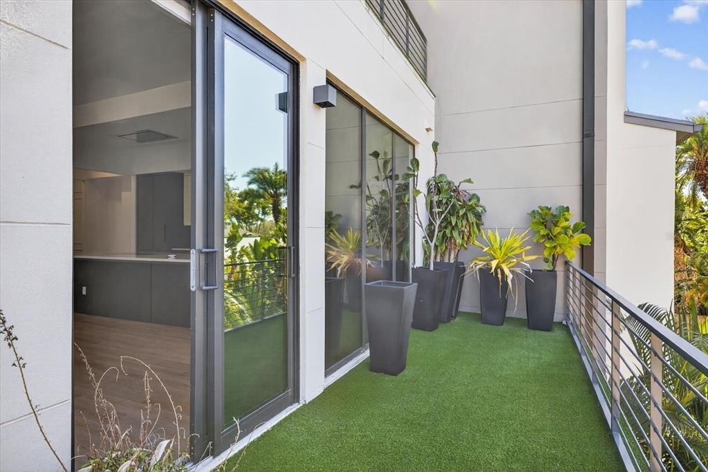 94 W Davis Boulevard - Photo 31