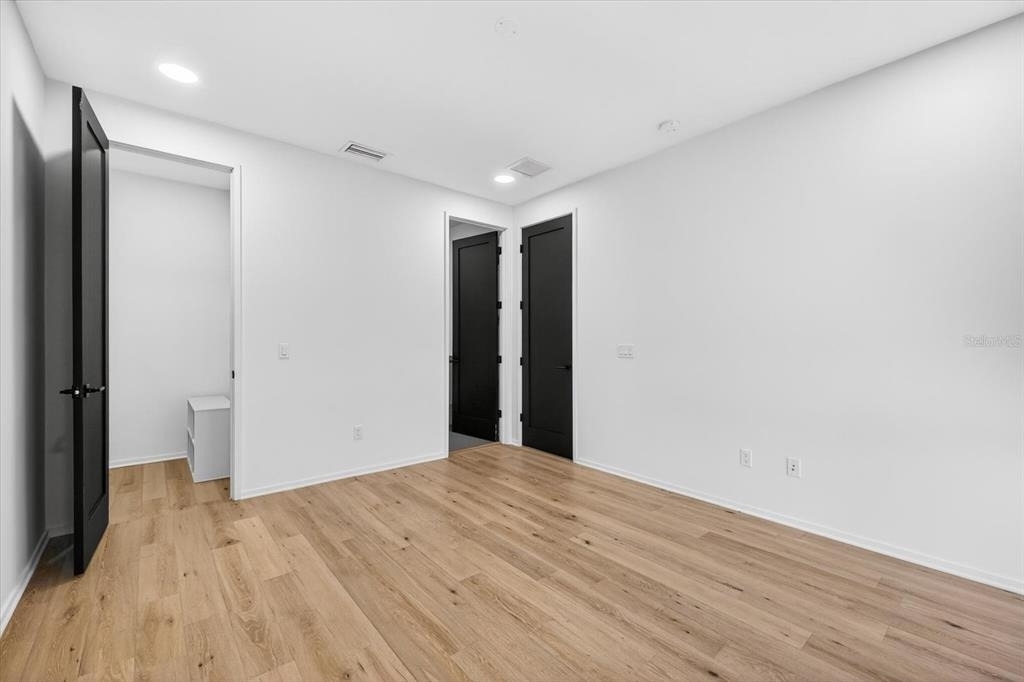 94 W Davis Boulevard - Photo 37