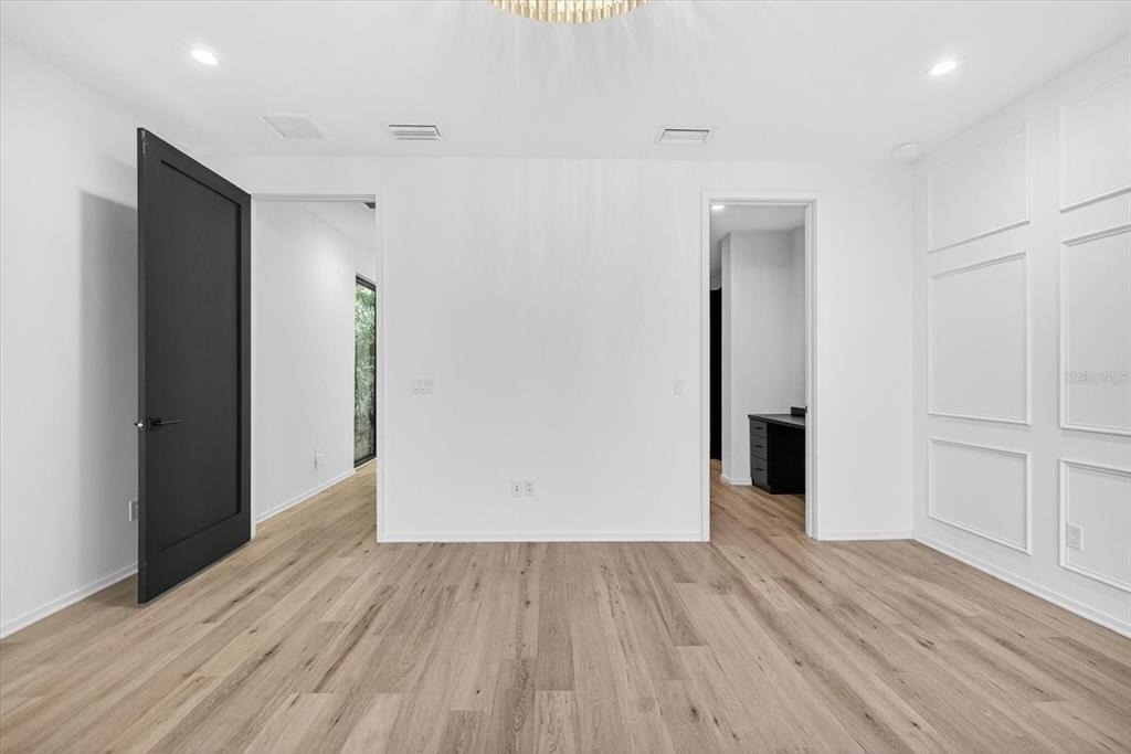 94 W Davis Boulevard - Photo 45