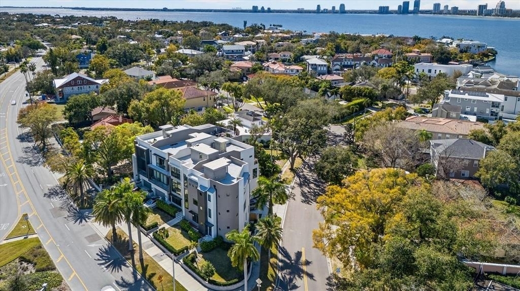 94 W Davis Boulevard - Photo 3