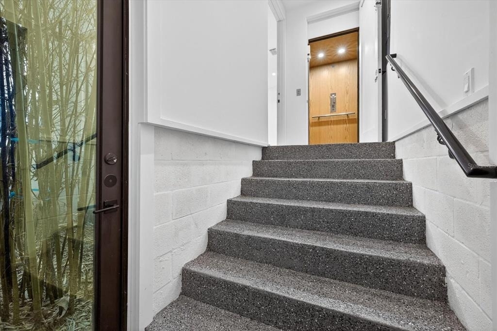 94 W Davis Boulevard - Photo 12