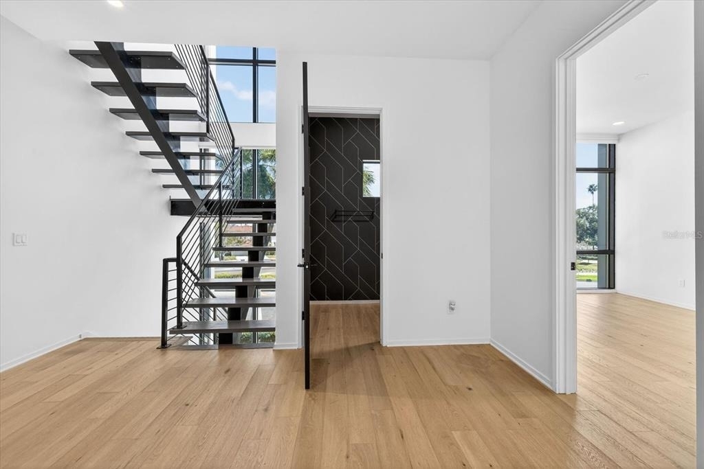 94 W Davis Boulevard - Photo 19