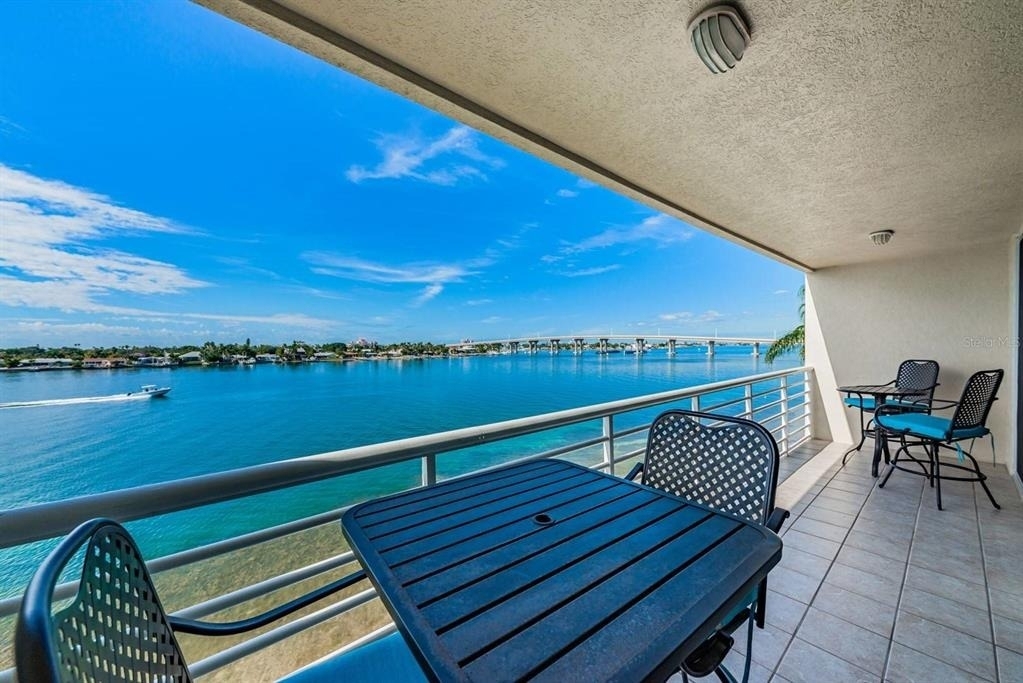 6083 Bahia Del Mar Circle - Photo 23