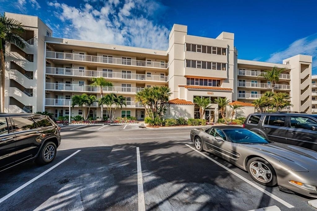 6083 Bahia Del Mar Circle - Photo 1