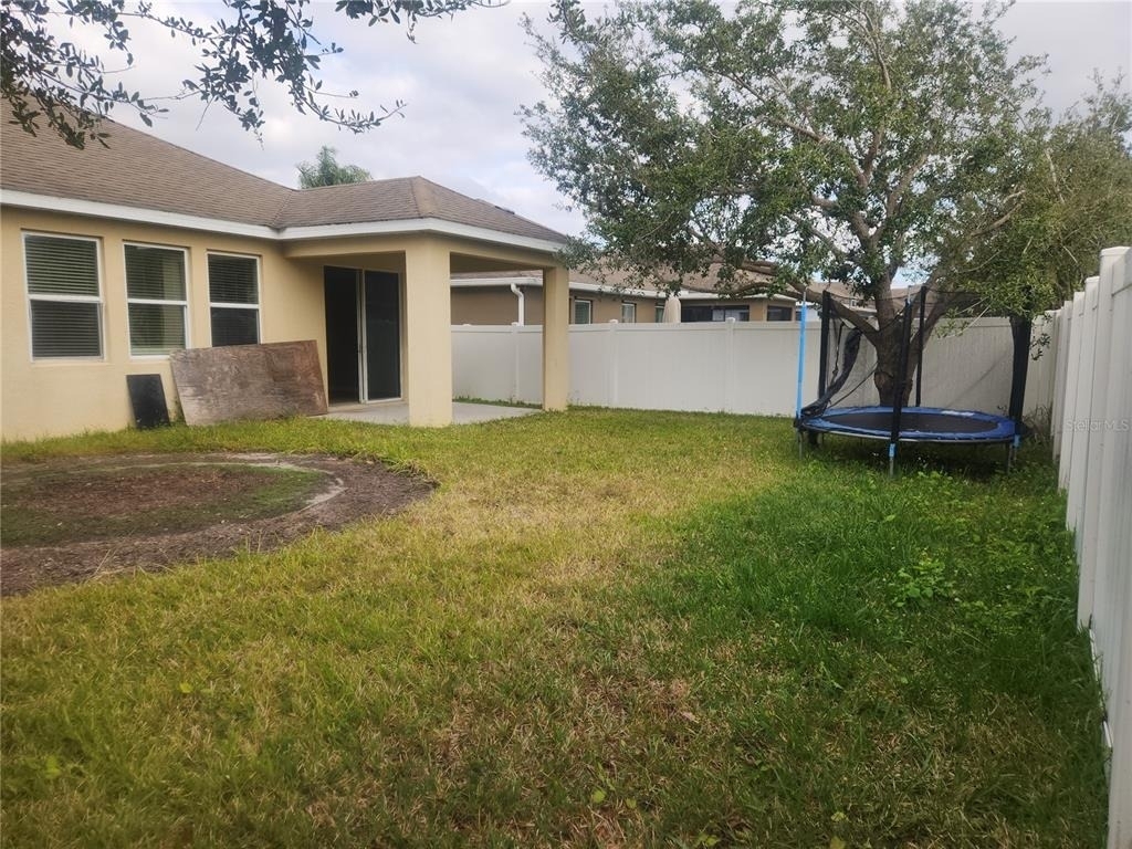 2556 Tanner Terrace - Photo 10