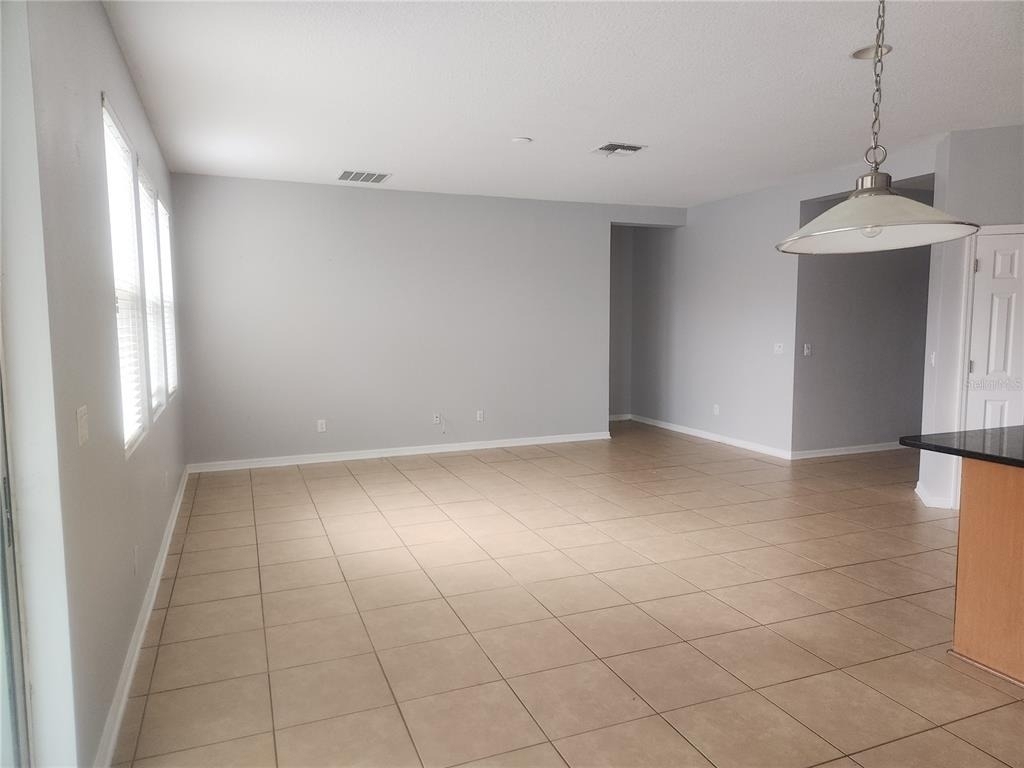 2556 Tanner Terrace - Photo 3