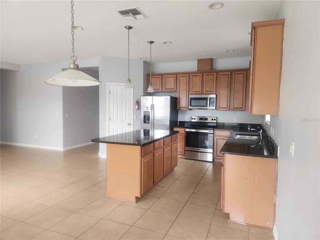 2556 Tanner Terrace - Photo 2