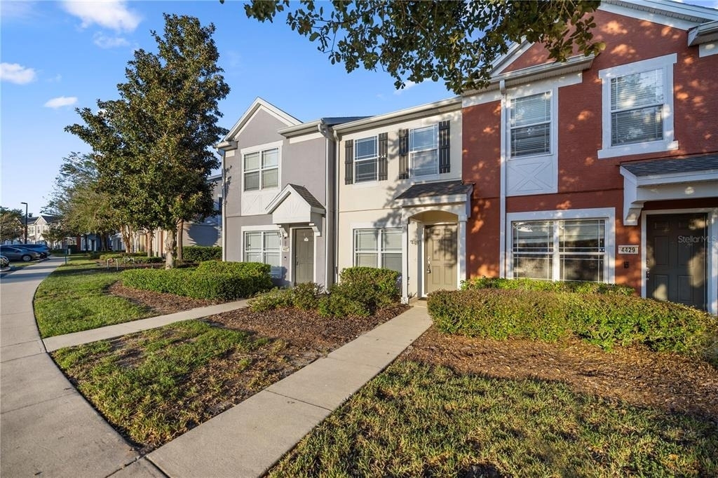 4428 Sw 49th Avenue - Photo 1