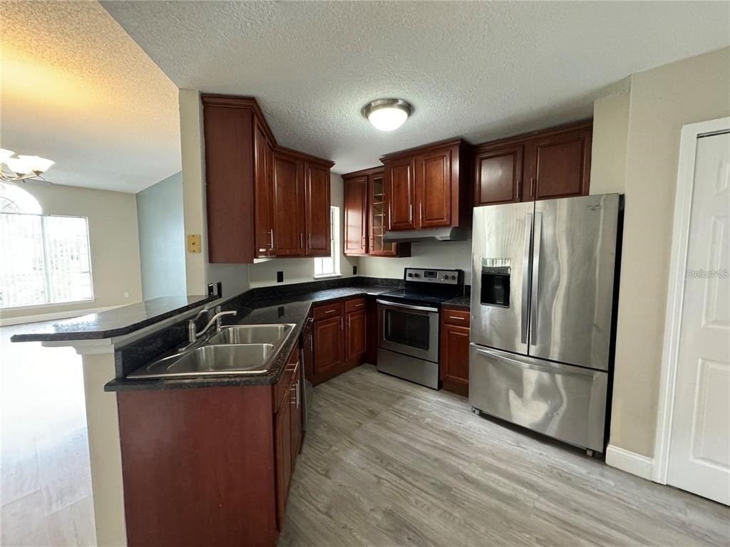 763 Olympic Circle - Photo 6
