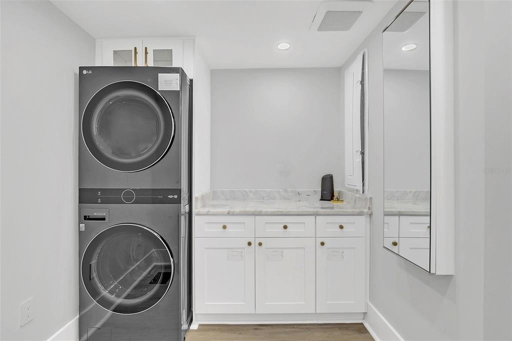 413 W Princeton Street - Photo 22