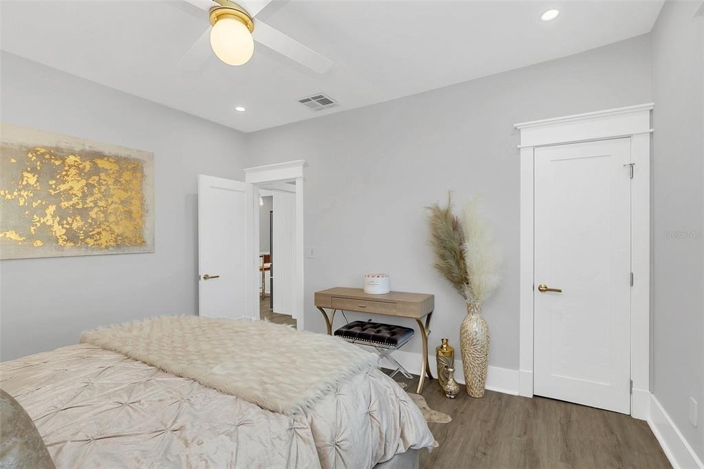 413 W Princeton Street - Photo 21