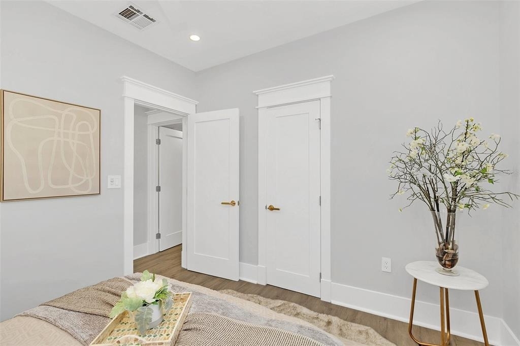 413 W Princeton Street - Photo 17