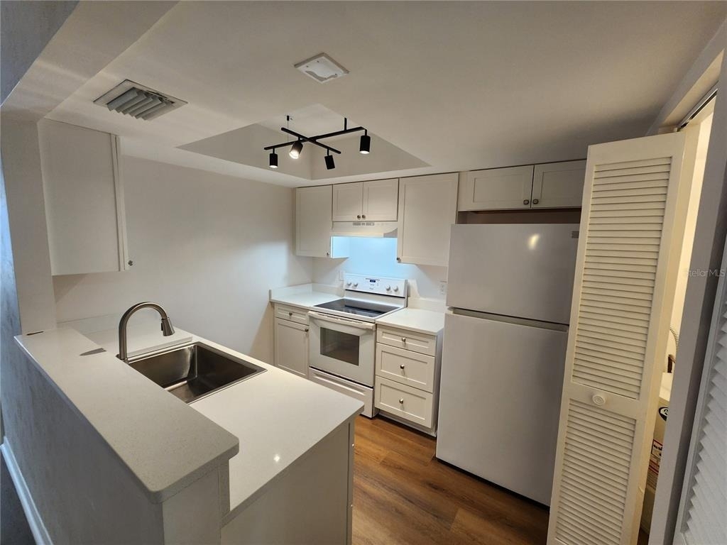 5823 Sw 9 Place - Photo 13