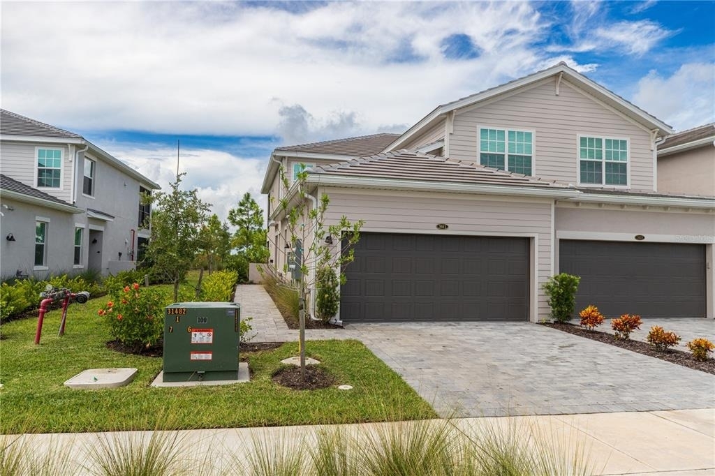 16572 Kingwood Lane - Photo 0