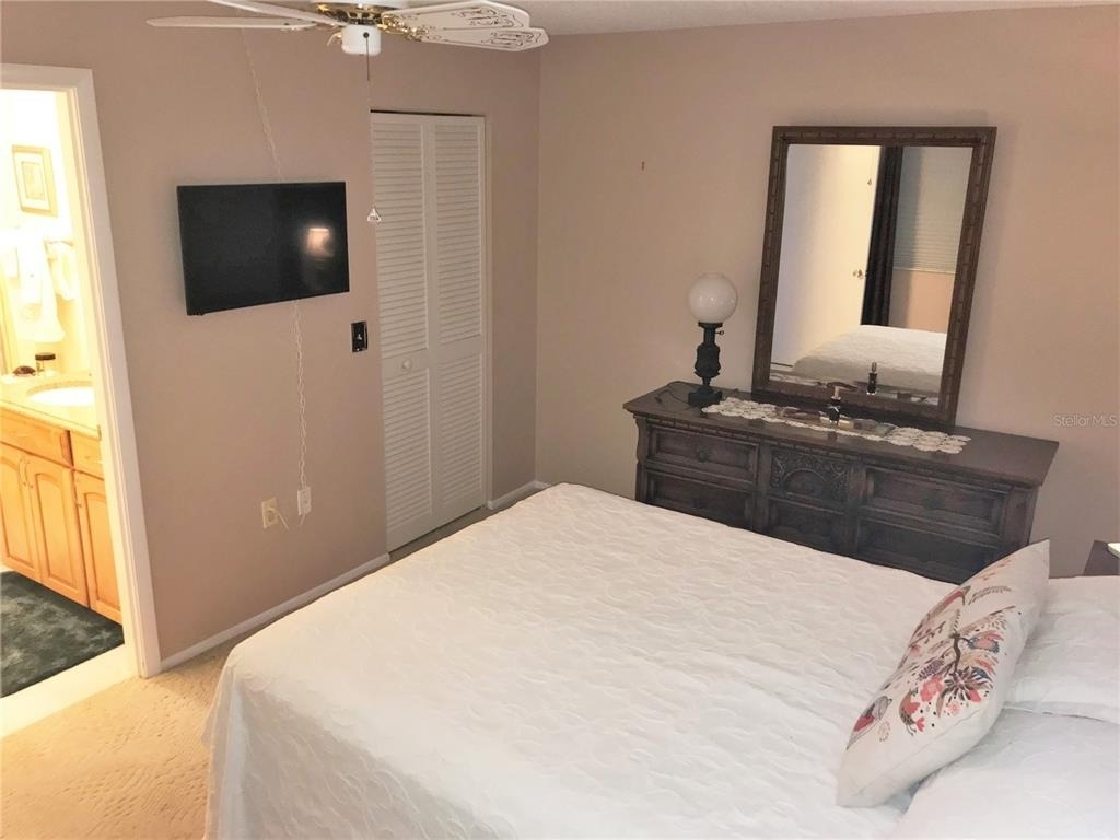 577 Lakeside Drive - Photo 16