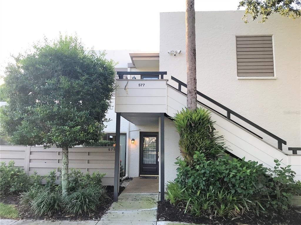 577 Lakeside Drive - Photo 0
