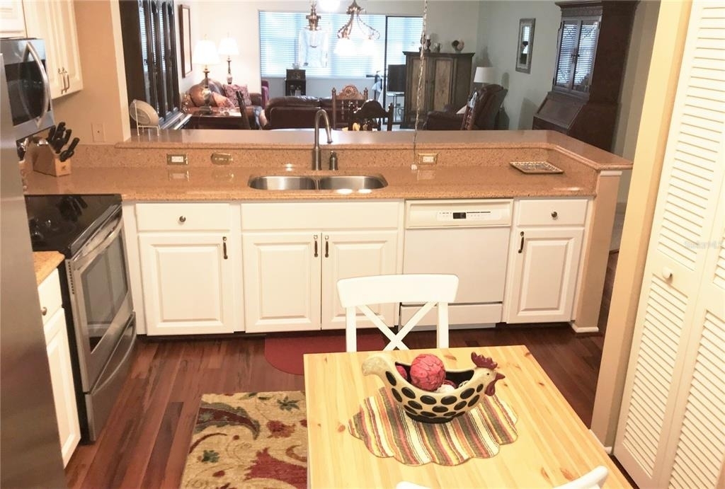 577 Lakeside Drive - Photo 6