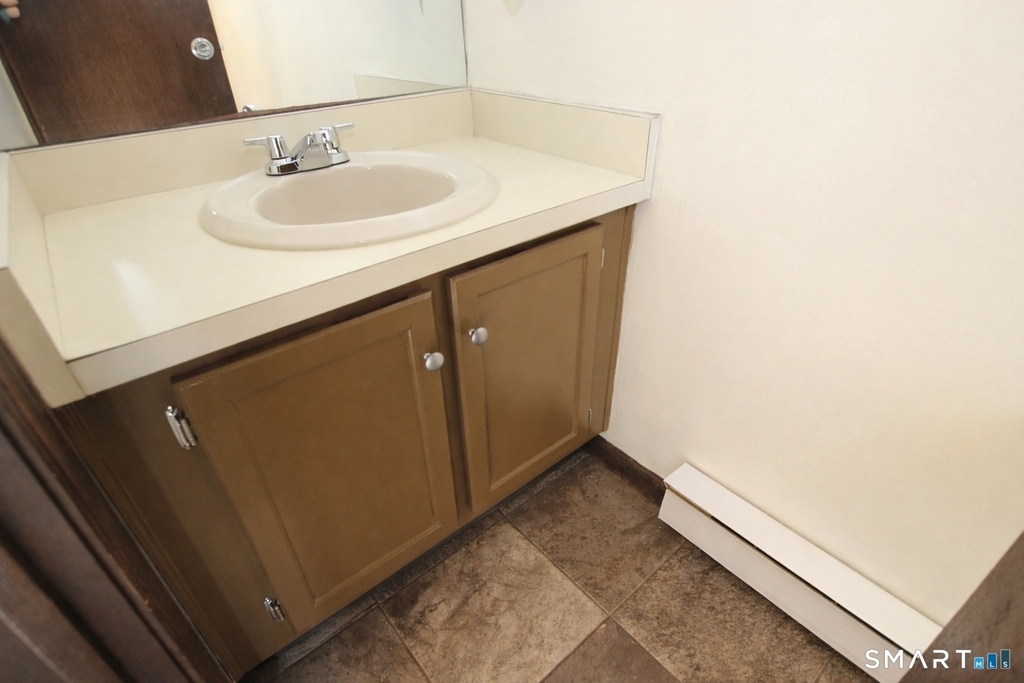 34 James Street - Photo 4
